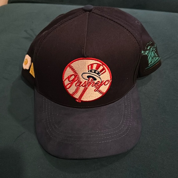 GasNYC Other - Dead stock GasNYC Yankees spin NYC baseball cap hat SnapBack Bacon Egg & Cheese